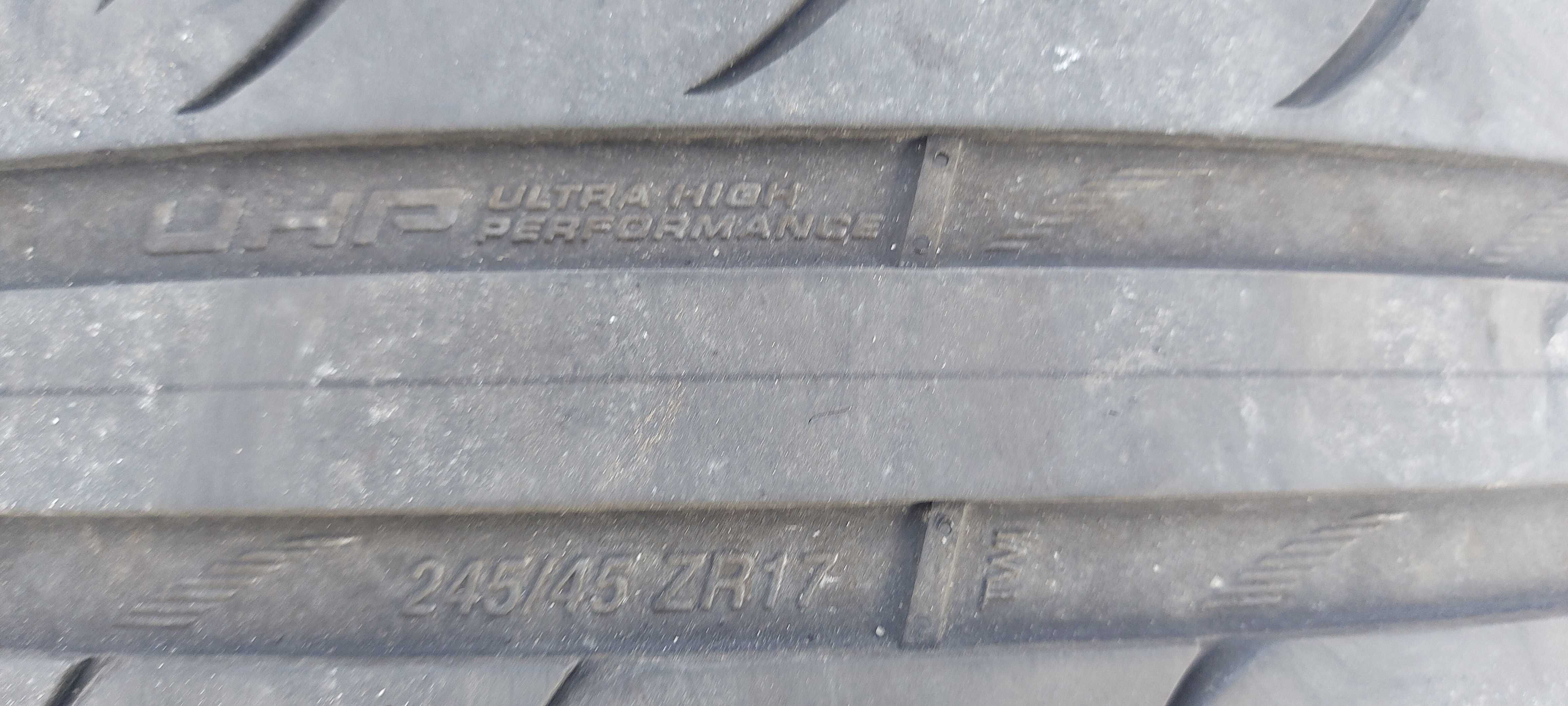 Летни гуми Корморан 245/45 17 с джанти