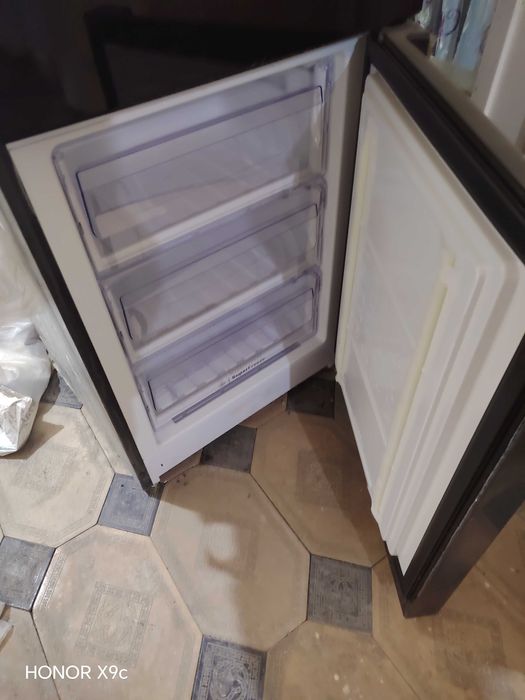 Xaladelnik indesit novaya pachka