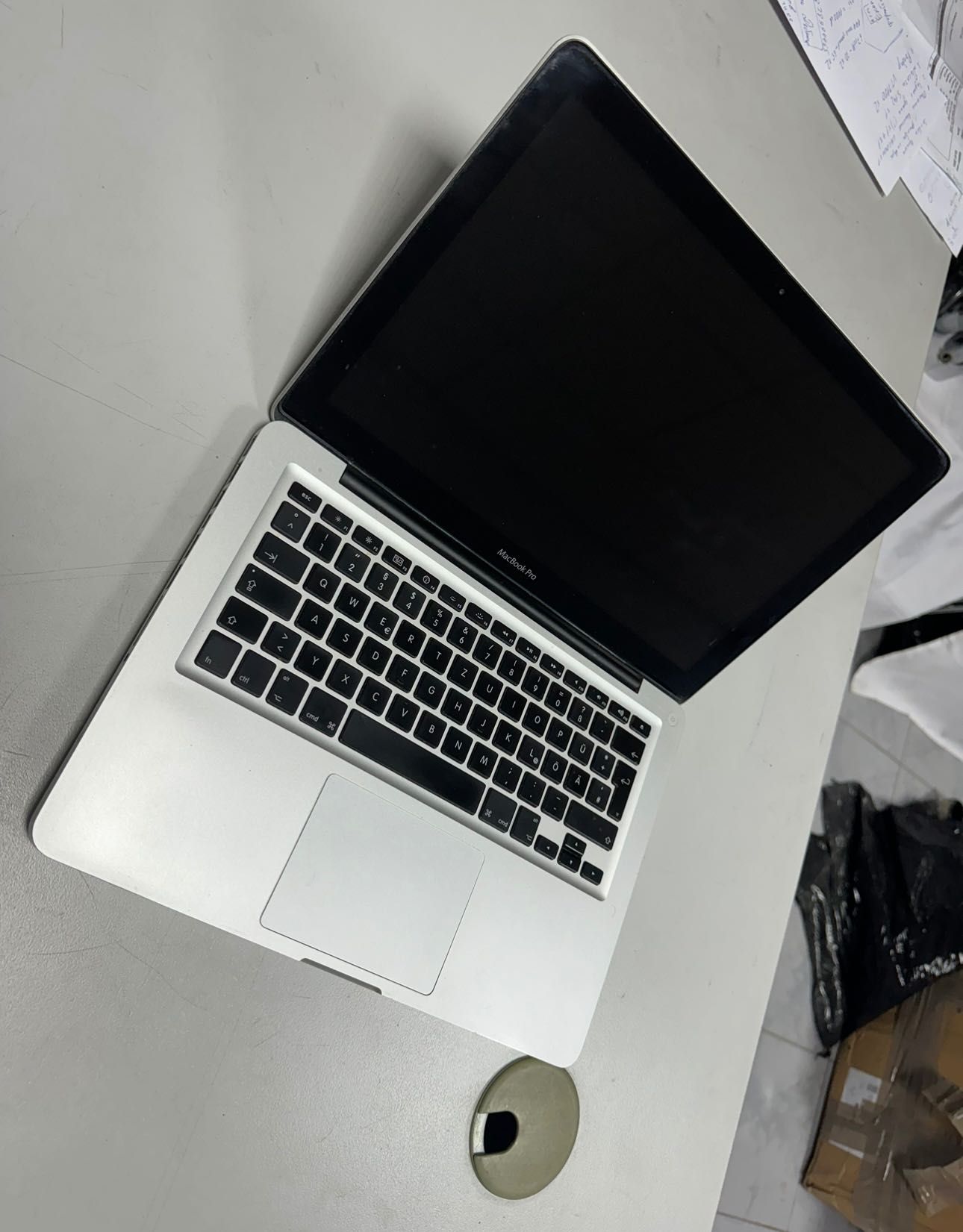 MacBook Pro A1278 13.3-inch, Core 2 Duo / 4GB RAM / 320GB