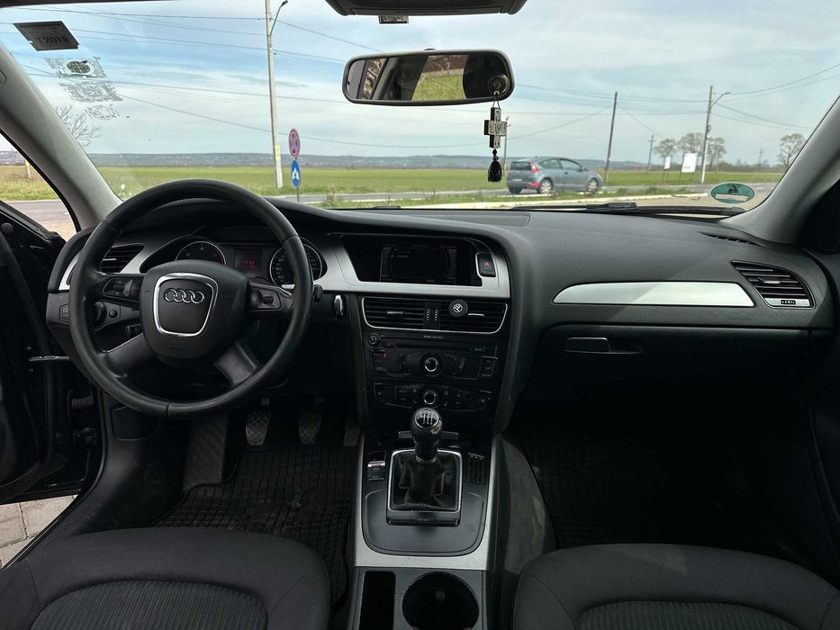 Audi A4 B8 2,0 tdi 2010 euro 5 accept variante !