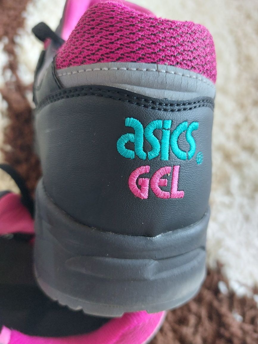 Asics Gel - Маратонки