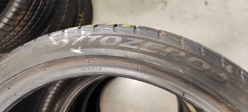 2бр. зимни гуми 315/30/21 Pirelli