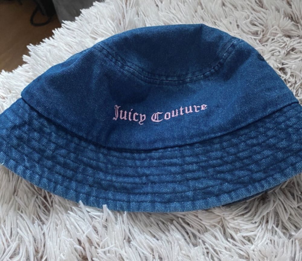 Palarie bucket hat denim Juicy Couture