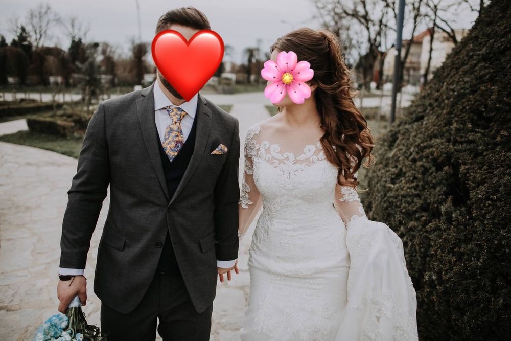Vând rochie de mireasă tip sirenă