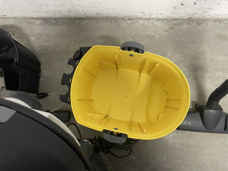 Перяща прахосмукачка KARCHER SE 5.100