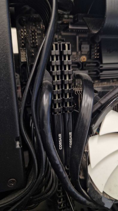 PC Gaming Compact – i7, 32GB RAM, RTX 2070, SSD 2TB