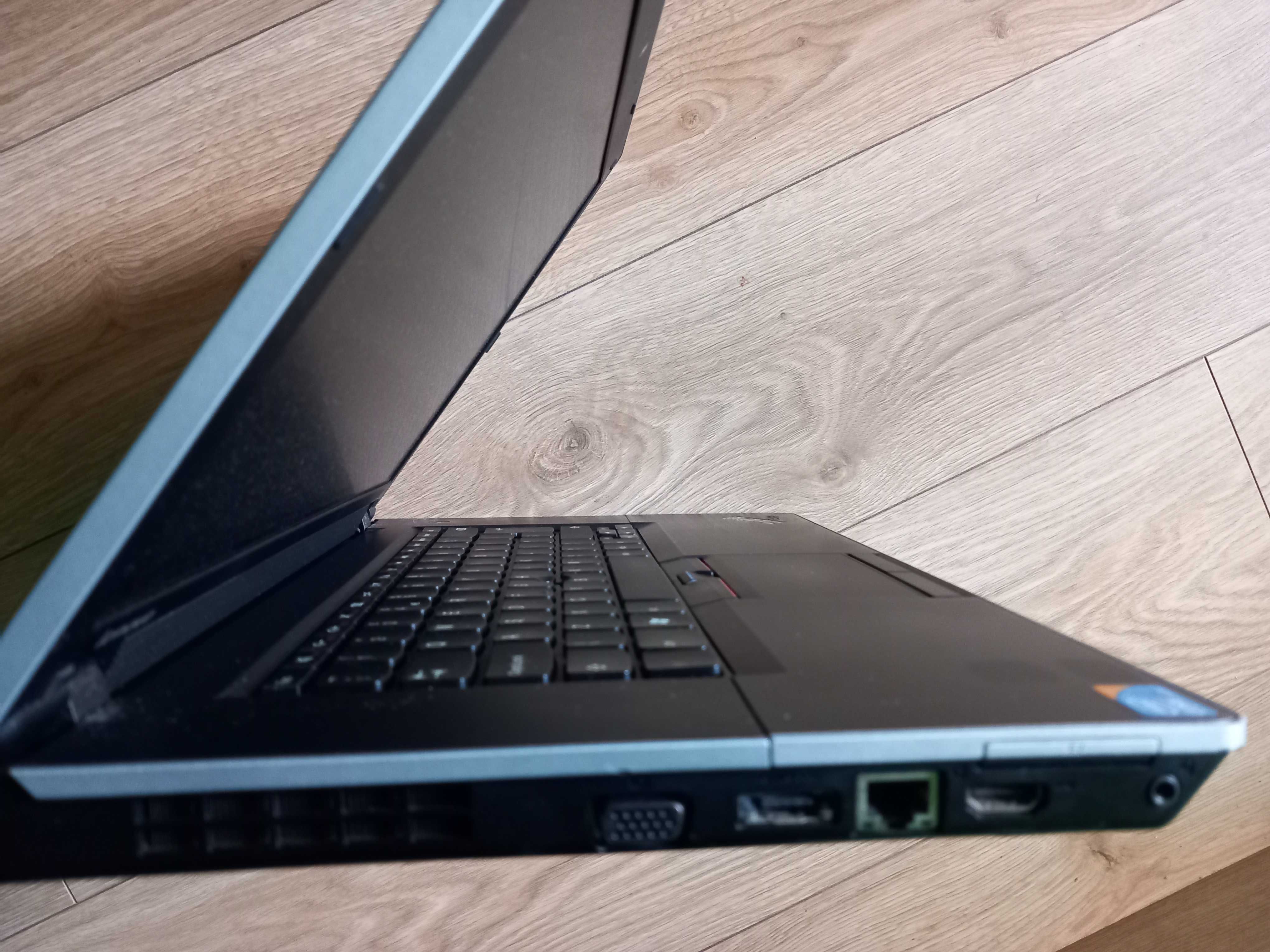 Laptop Lenovo cu ssd