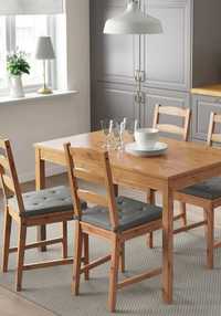 Кухонный стол с 4 стульями от IKEA. В хорошем состоянии.
