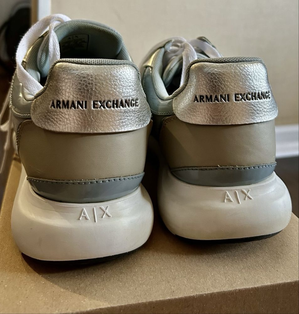 Armani exchange маратонки