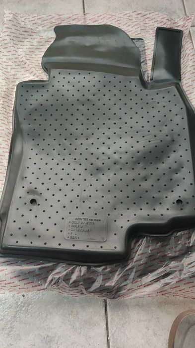 Covorase / Presuri auto dedicate - Tip Tavita - Cauciuc 100% - SEINTEX