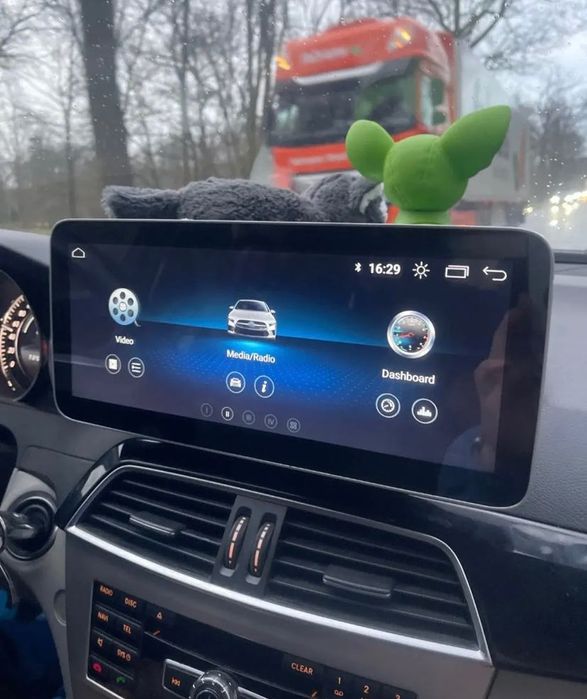 Navigatie android Mercedes C Class w204 w205 Carplay Waze YouTube BT
