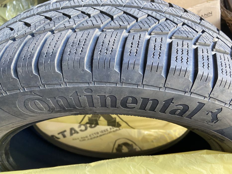 Anvelope 215/60 R18 Continental Iarna