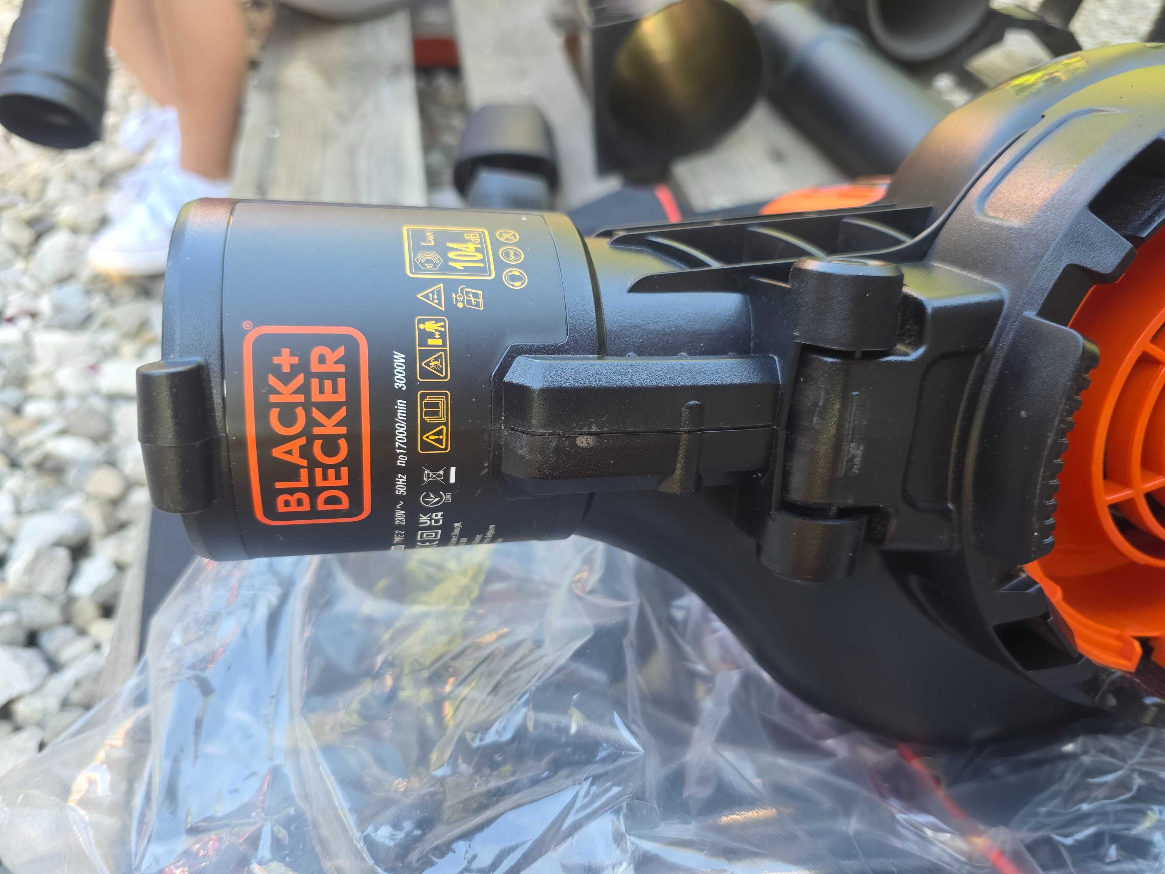 Suflanta si aspirator cu tocator pentru frunze Black & Decker