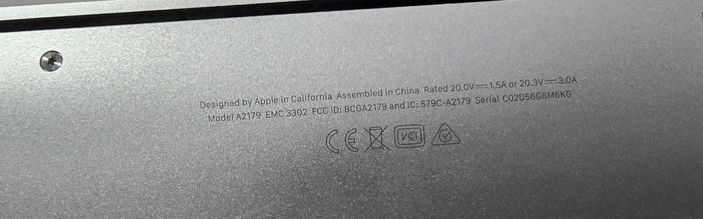 MacBook AIR  A2179 / Display Spart   * Krom Amanet Margeanului *