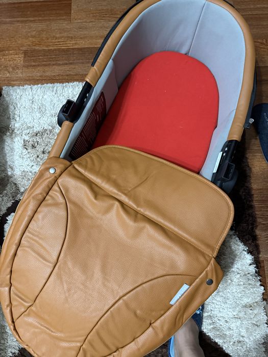 Коляска,Hot Mom