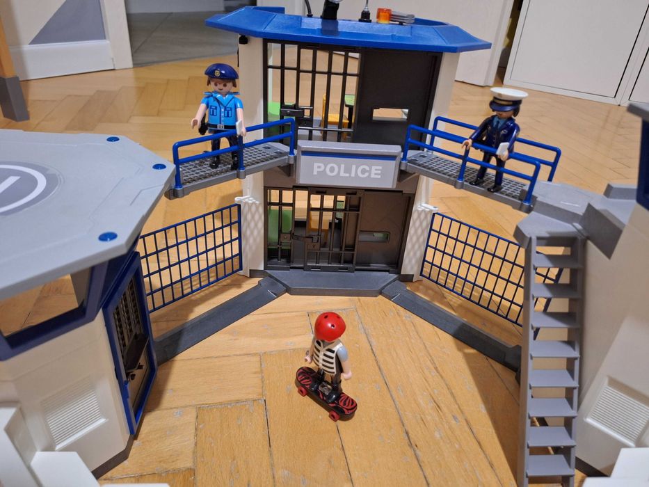 Полицейско управление на марката Playmobil