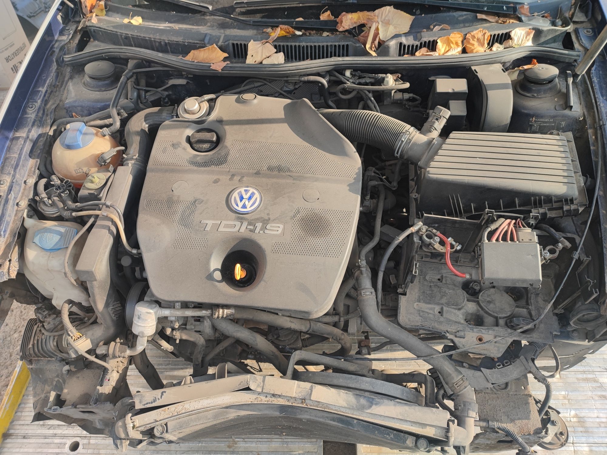 Vw golf 4 1.9tdi 90к.с. на части