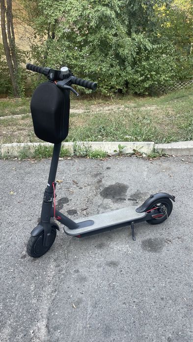 продам электро-самокат XIAOMI
