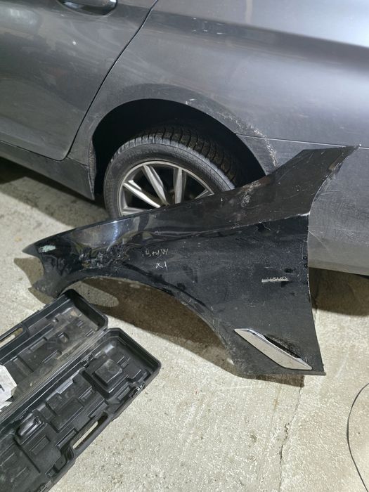 Aripa stanga fata Bmw G30/G31 seria 5