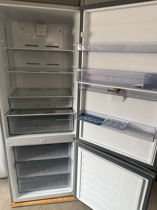 Frigider Beko folosit putin timp
