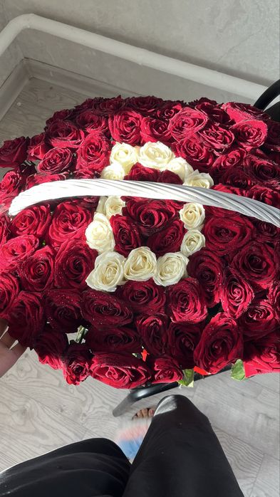 Цветы вчерашние ,75 штук!! Срочно продам