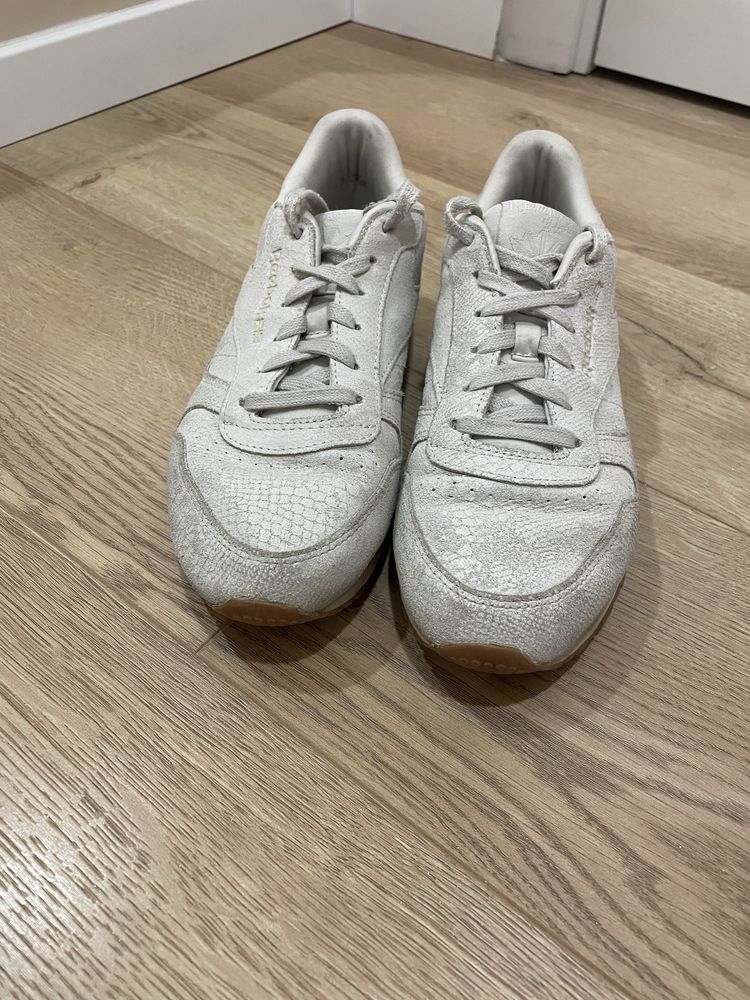 Сникърси  Reebok  естествена кожа