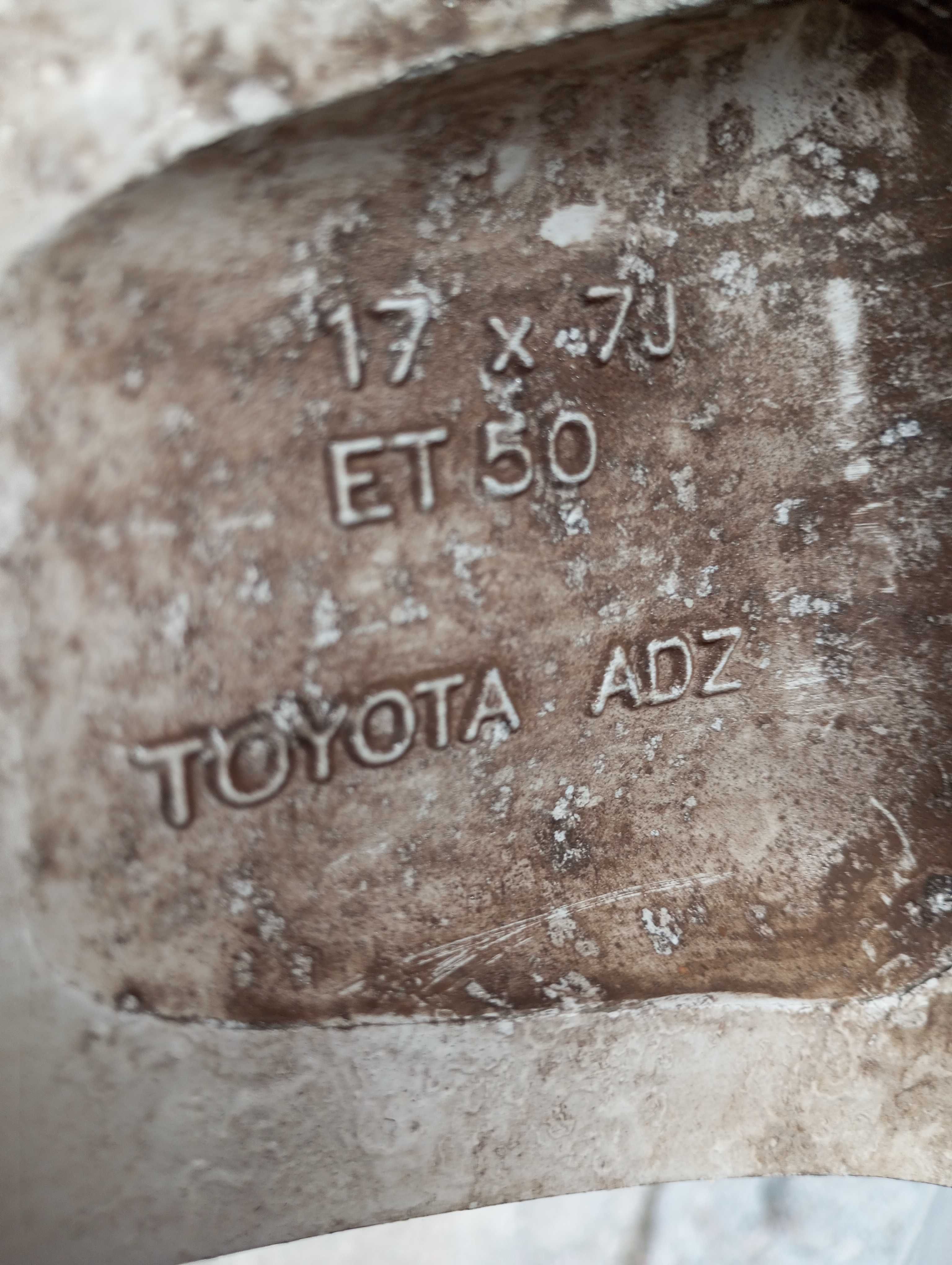 Лети джанти 17" Toyota