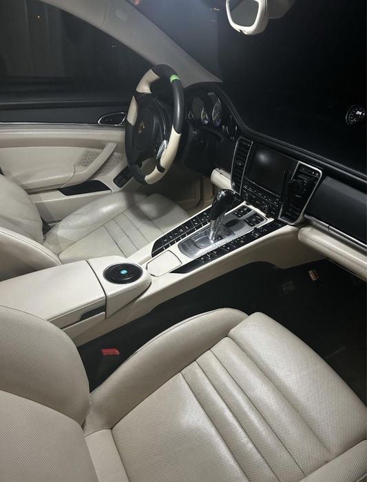 Porche panamera 2014