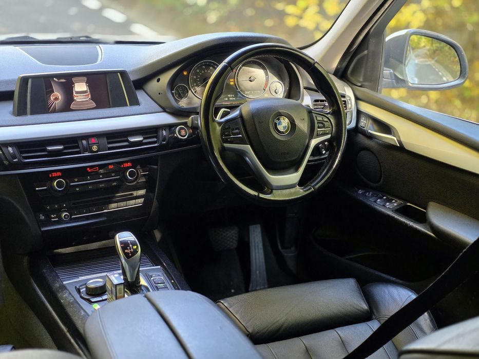 BMW X5 2016 Xdrive Cutie 8+1