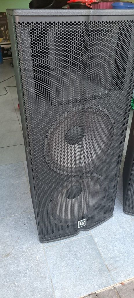 Vând boxe electro voice tour tx 2152