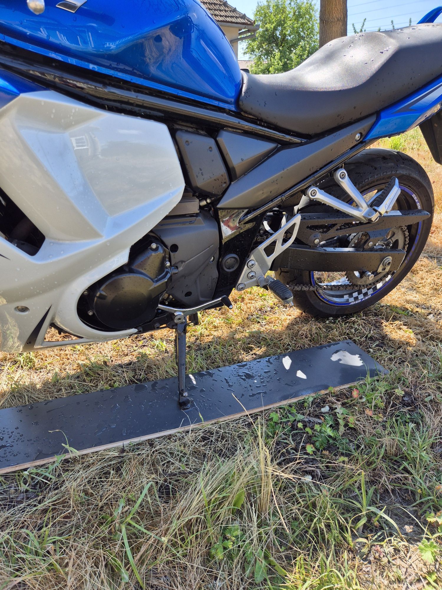 Motocigleta de vanzare