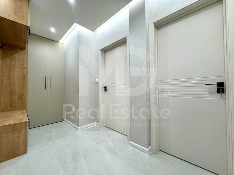 Продава се Двустаен апартамент в Пловдив, Кършияка - 74 кв.м за 1865 €/кв.м - Снимка #4