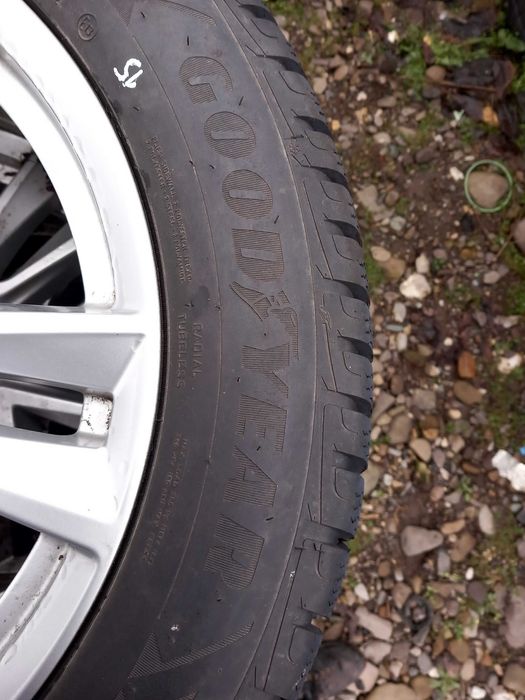 Set 4 Anvelope Iarna Good Year Ultra Grip 235 55 R18 ci20