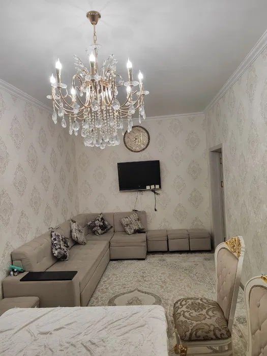 Срочно продам 2-х комнатную квартиру Янгихаёт, Янги Дархан