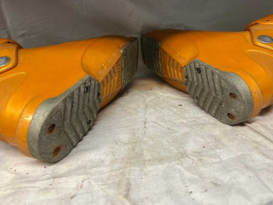 Clapari ski schi Tecnica marime Eur:39 Mondo:25