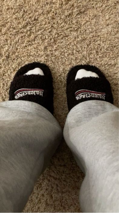 Чехли унисекс balencaiga