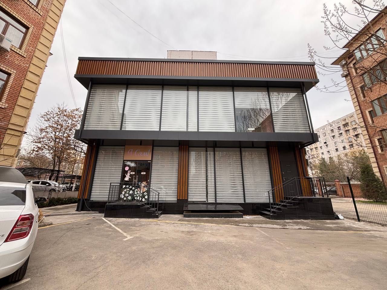 Продается здание в центре
Нукуская/ Капитал банк 376м2