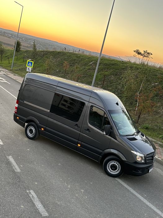 Vand Sprinter 316• 6 locuri •163 cp