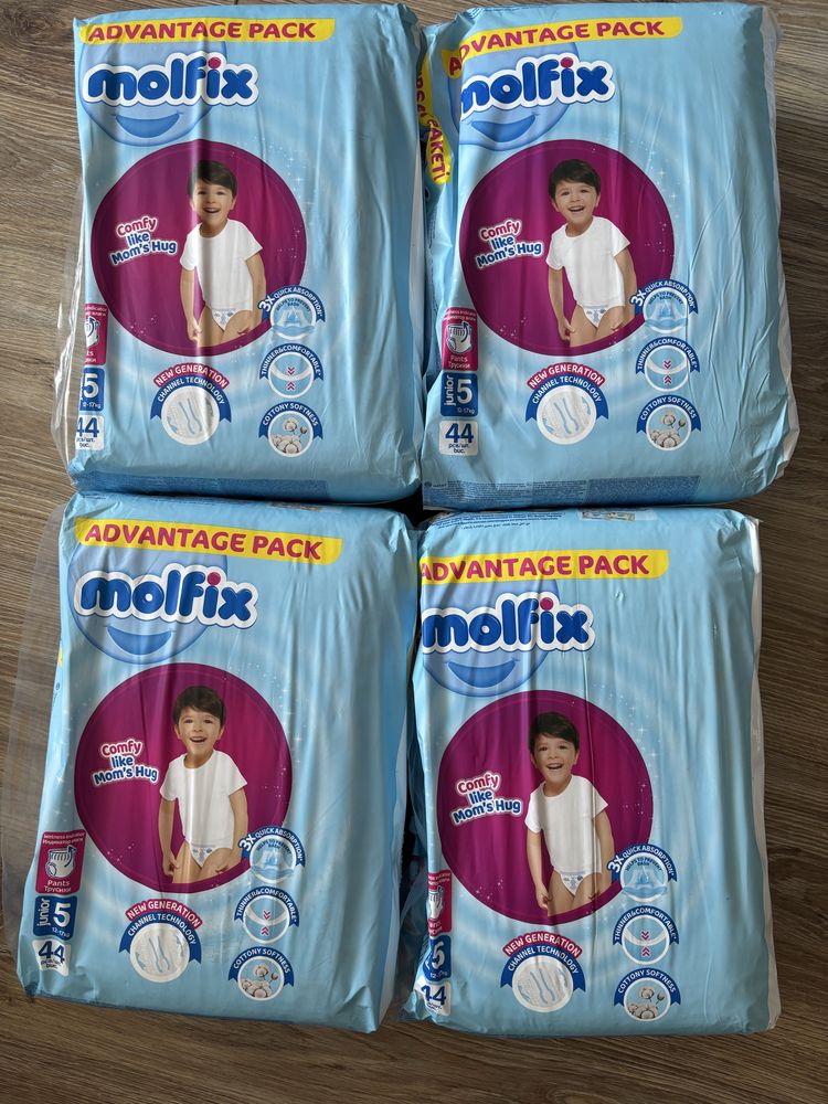 Памперси Molfix 5 Гащички