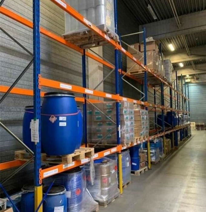 Rafturi metalice pentru comenzi