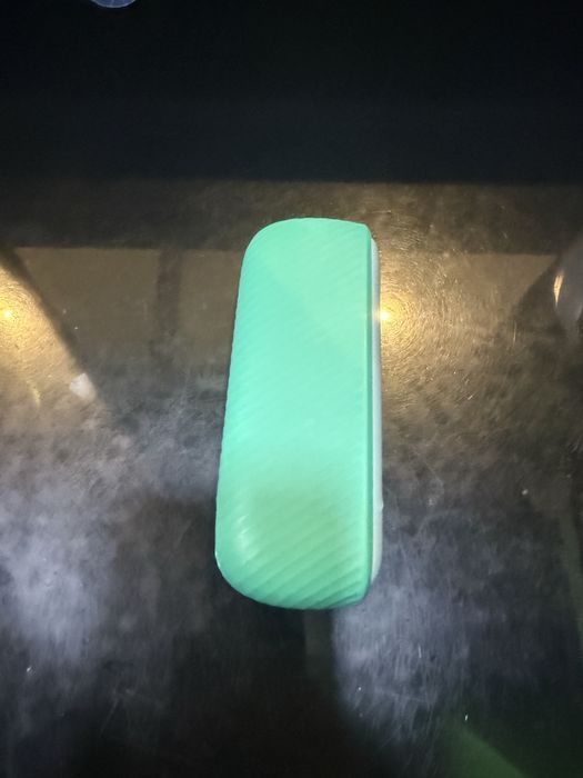 Vand Iqos Iluma ca nou