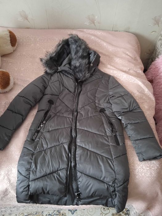 Отдам даром плащ женский