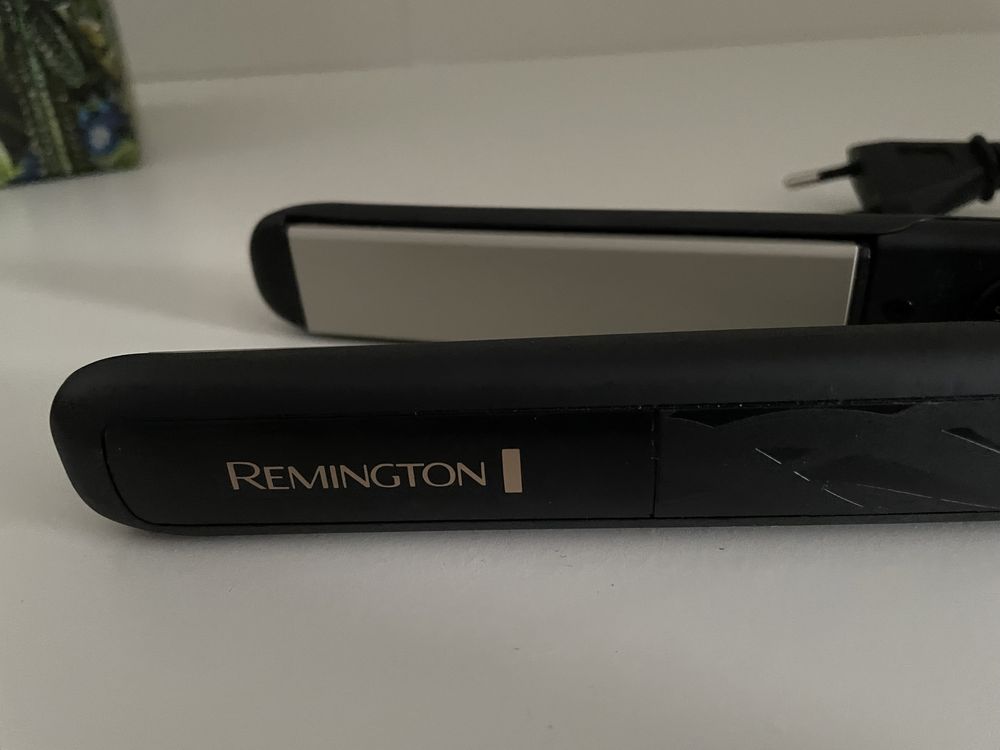 Remington placa de indreptat parul