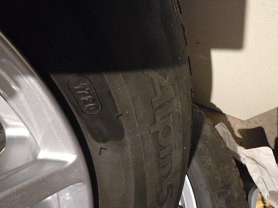 Set jante + Anvelope iarnă VW 17/7j/E40