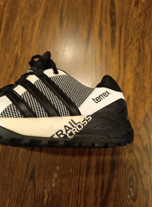 Adidas Terrex номер 40