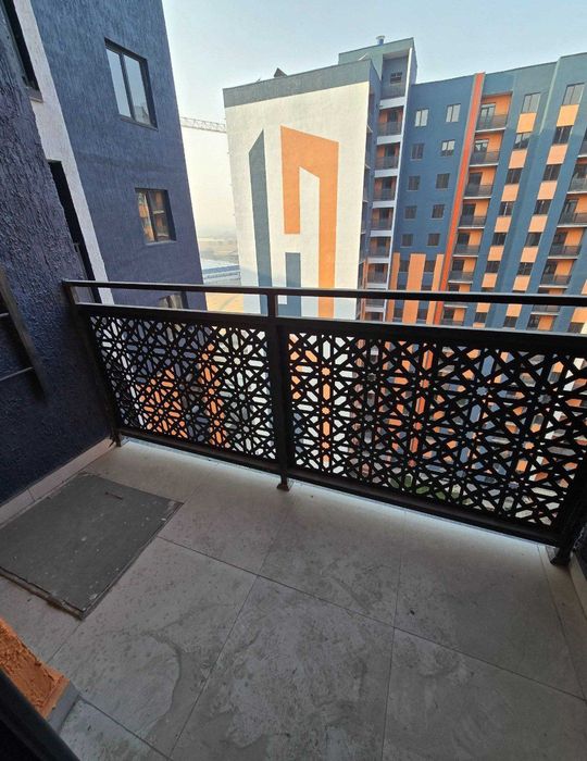 Sergeli sokin makon betonka 1xonali uy srochna sotiladi