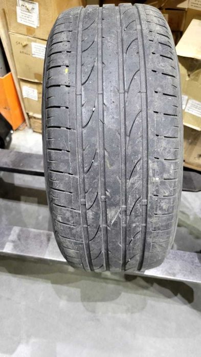 Шины б/у, летние Bridgestone  235*50*R18