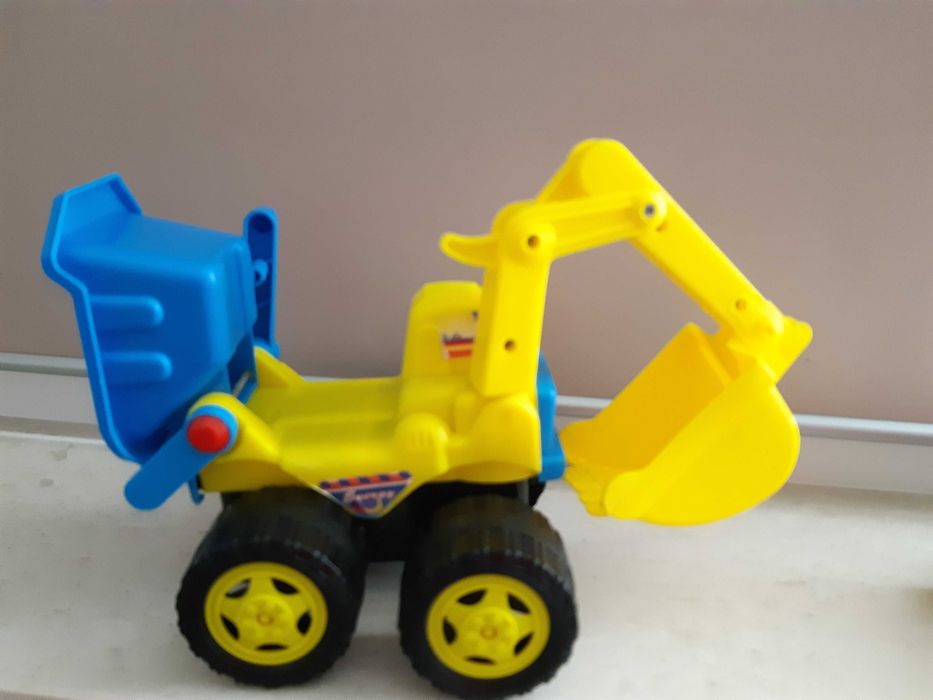Masini copii, excavator,  autobuz ,  masina gunoi