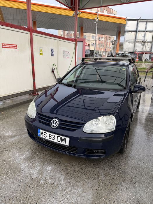 Golf 5 1.9tdi.
