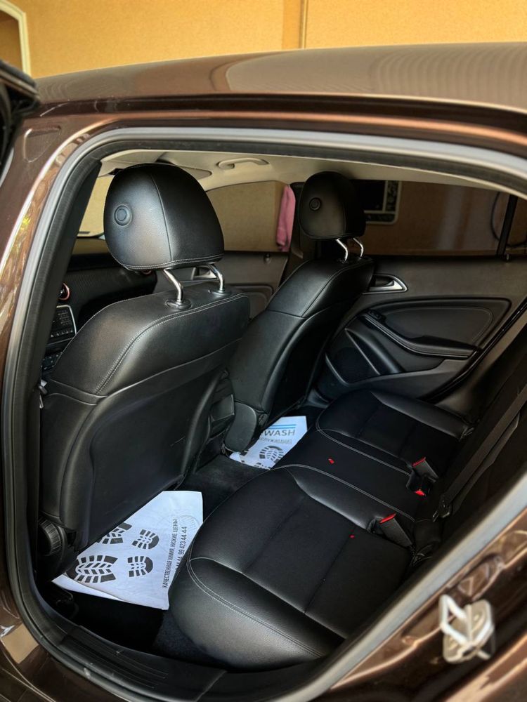 Mercedes-Benz GLA 250